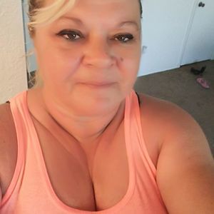 Meet your Posher, Eva